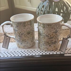 Morris & Co. Botanical Mugs - Green and Cream